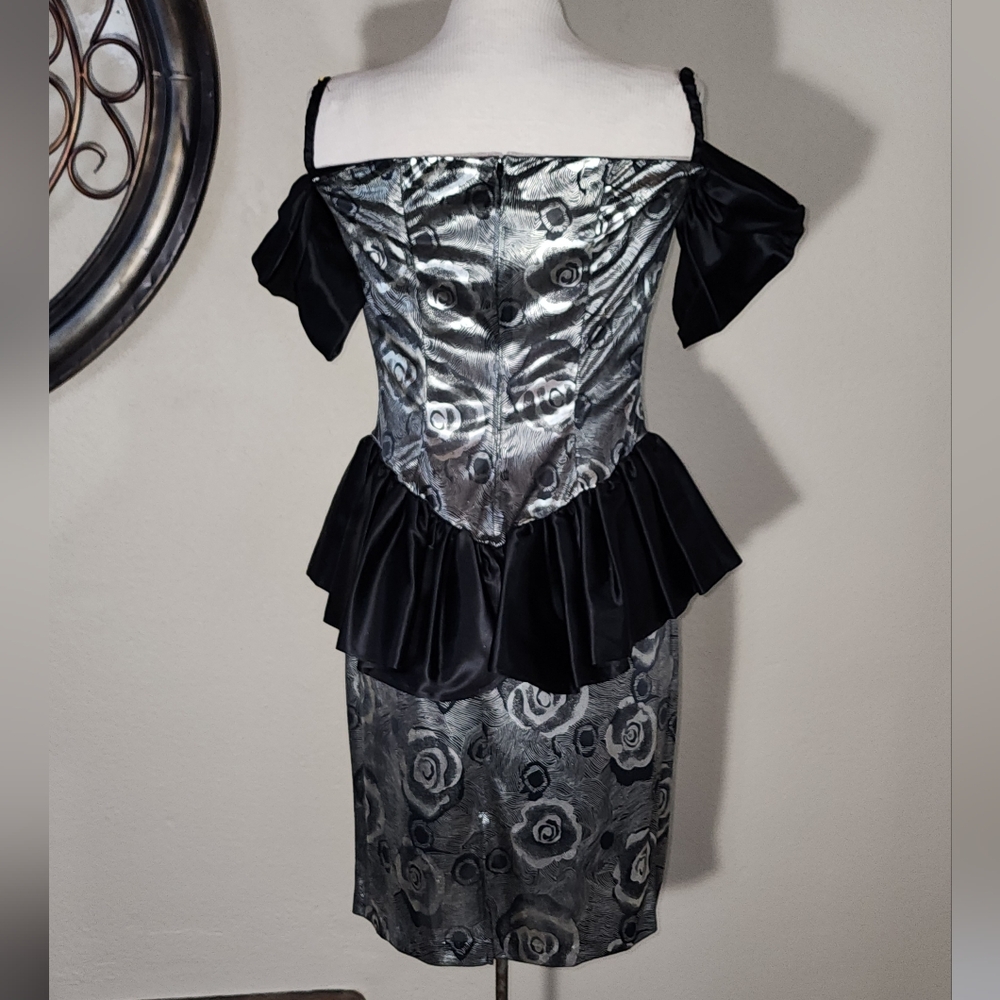 Vintage Dress 1980s Shiny Semi Sheer Floral Accent Silver Size - Picture 8 of 12